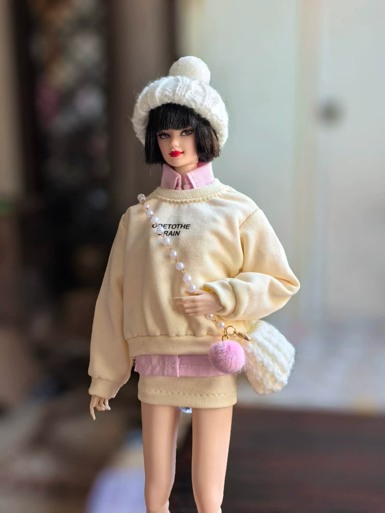 Exquisite 1/6 BJD Outfit: Pastel Chic with 'ODE TO THE BRAIN' Embroidery – Mix & Match Layers for Dynamic Posing & Style - Image 1