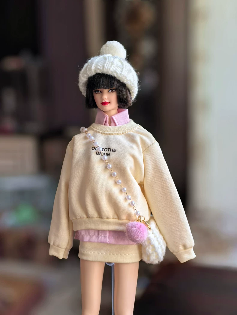 Exquisite 1/6 BJD Outfit: Pastel Chic with 'ODE TO THE BRAIN' Embroidery – Mix & Match Layers for Dynamic Posing & Style - Image 3