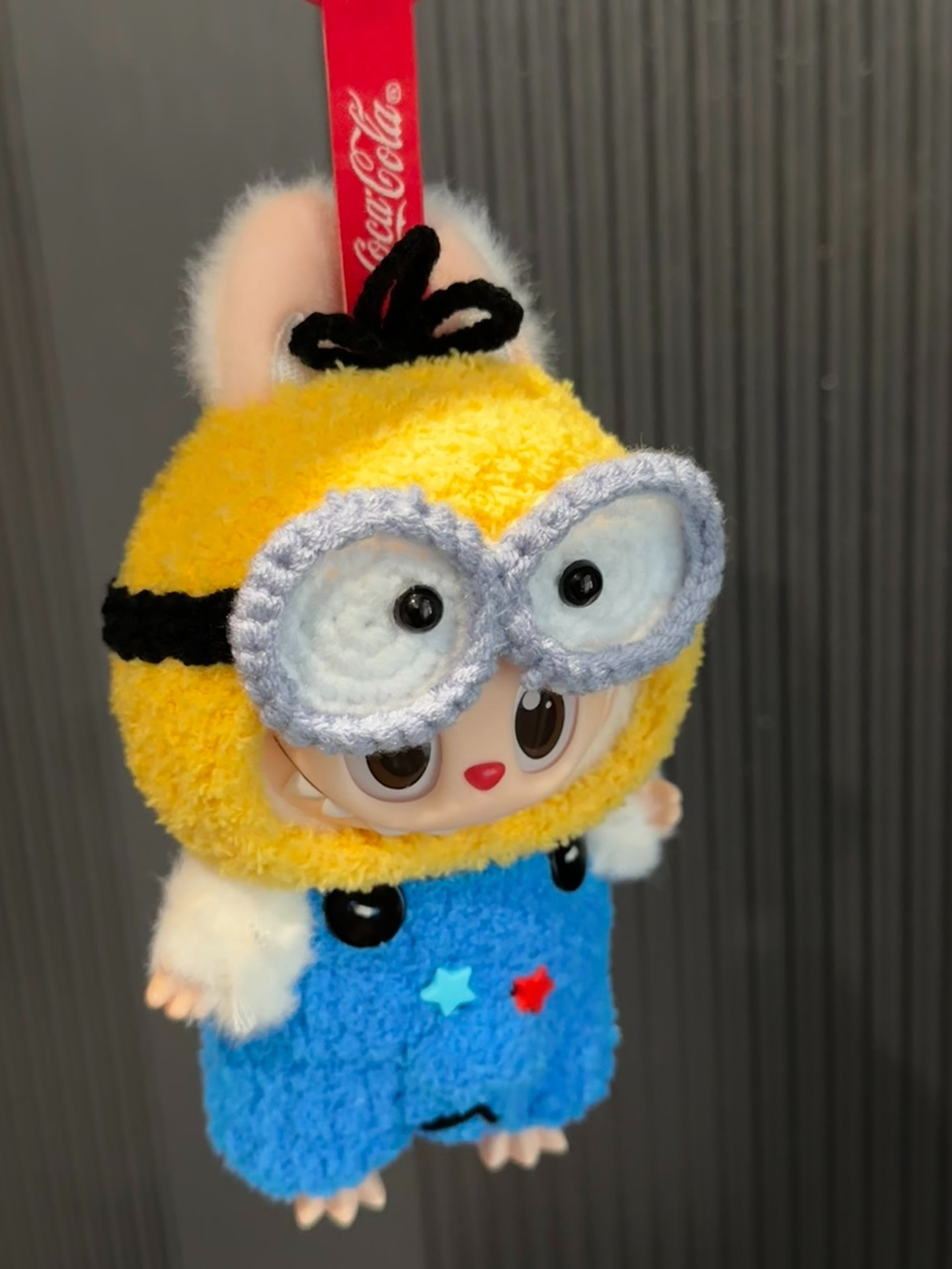 Whimsical LABUBU Minion Plush Doll – Playful Yellow Hat & Starry Blue Jumpsuit – Collectible & Adorable! - Image 5