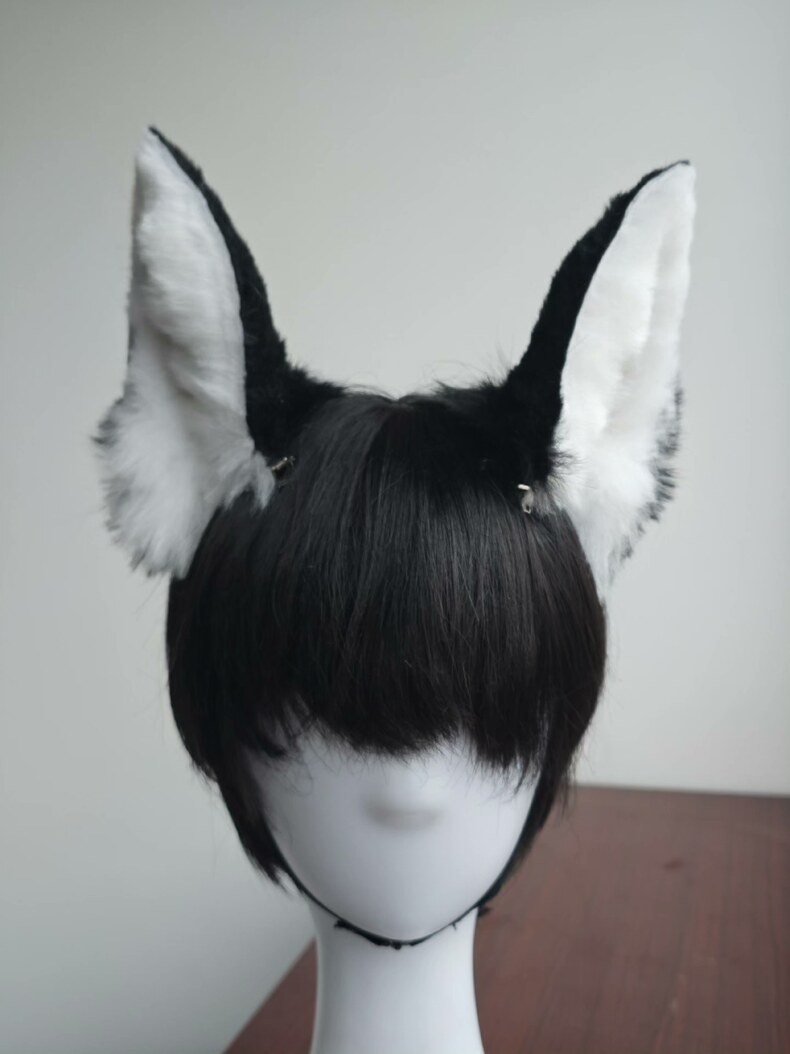 Luna-Inspired Anime Cat Ears - Faux Fur Cosplay Accessory - Image 3