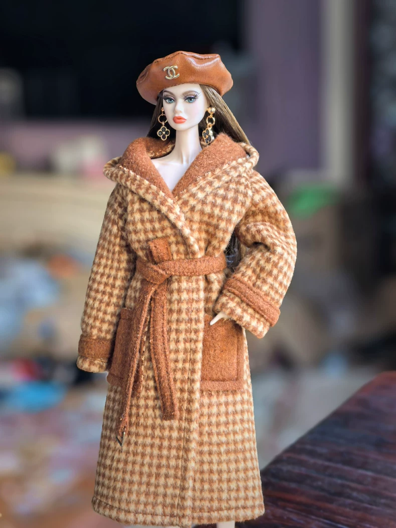 Luxurious Wool Double-Faced Coat & Leather Beret Outfit for 1/6 BJD Dolls – Timeless Elegance - Image 3