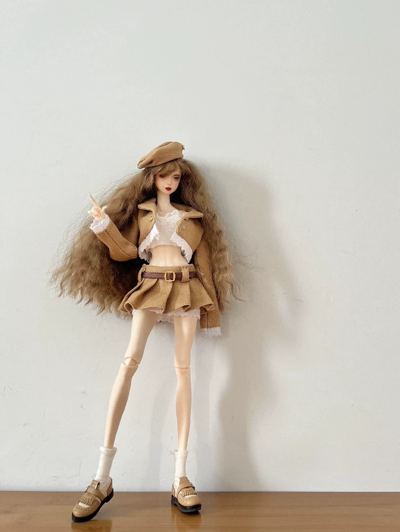 Stylish Beige BJD 1/6 Doll Outfit: Elegant Jacket, Pleated Skirt & Accessories for Collectors - Image 1