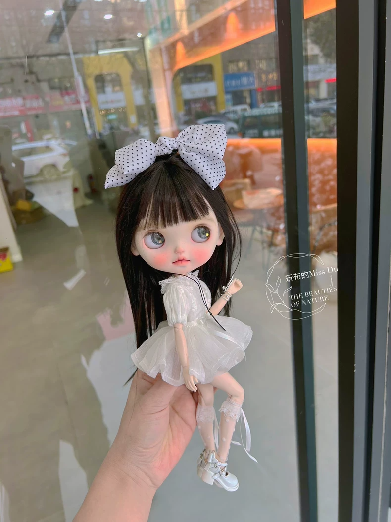 Charming Blythe Doll Outfit: Elegant White Dress with Polka Dot Headband & Lace Socks for OB24 OB22 - Image 3