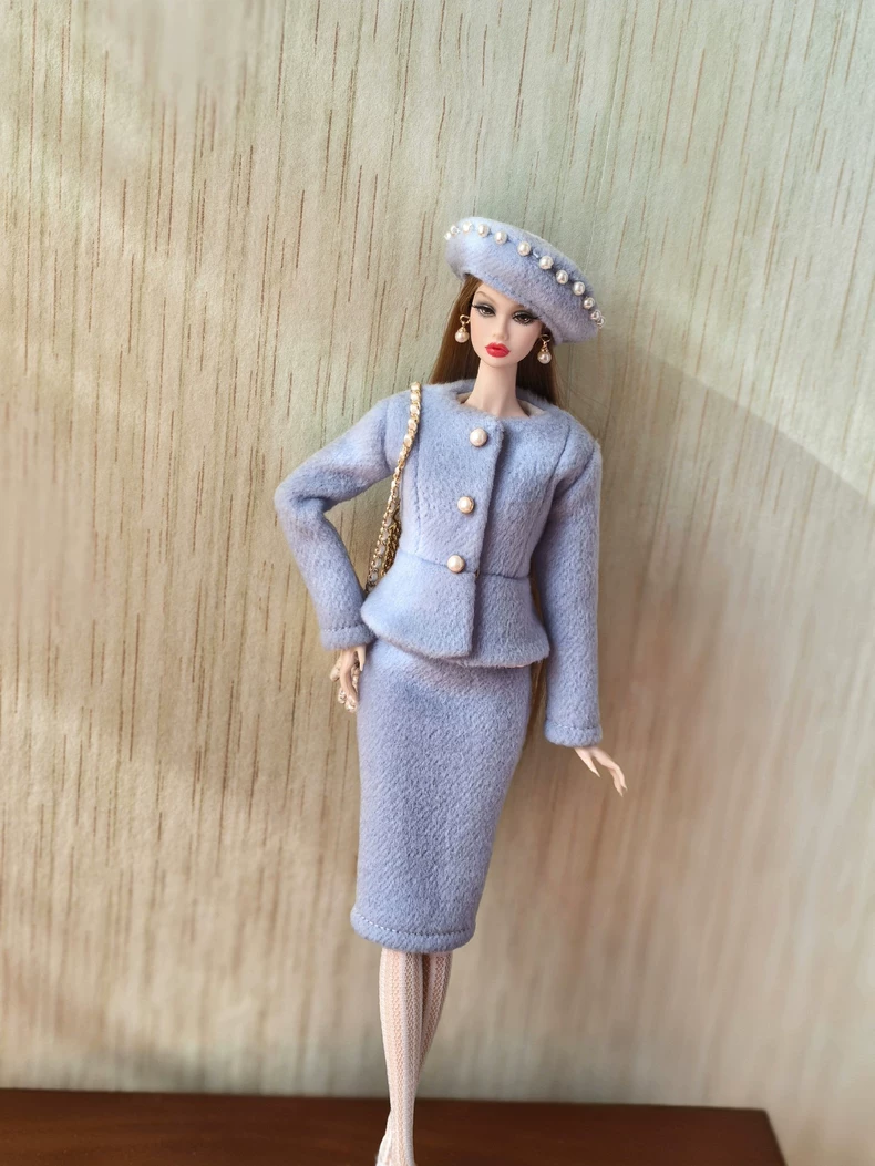 Luxury Baby Blue BJD 1/6 Outfit – Pearl-Adorned Wool Blend Set for Elegant Dolls - Image 2