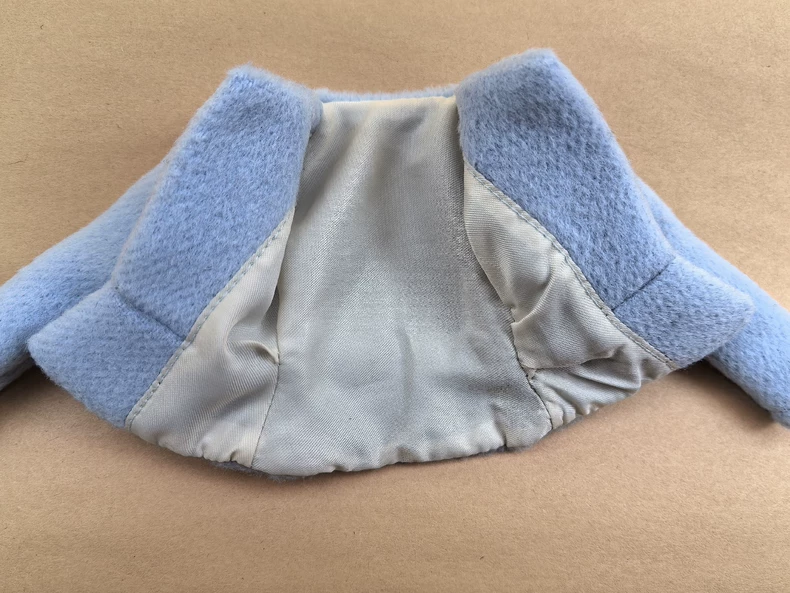 Luxury Baby Blue BJD 1/6 Outfit – Pearl-Adorned Wool Blend Set for Elegant Dolls - Image 4