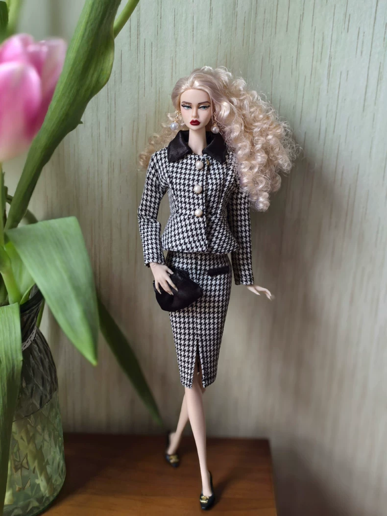 Vintage Houndstooth BJD Doll Outfit: Elegant 1/6 Scale Jacket & Skirt Set for Barbie & Collectors - Image 4