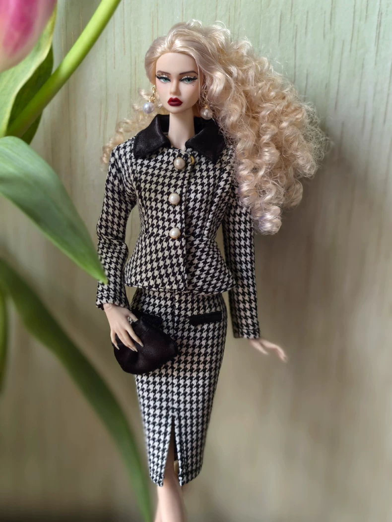 Vintage Houndstooth BJD Doll Outfit: Elegant 1/6 Scale Jacket & Skirt Set for Barbie & Collectors - Image 6