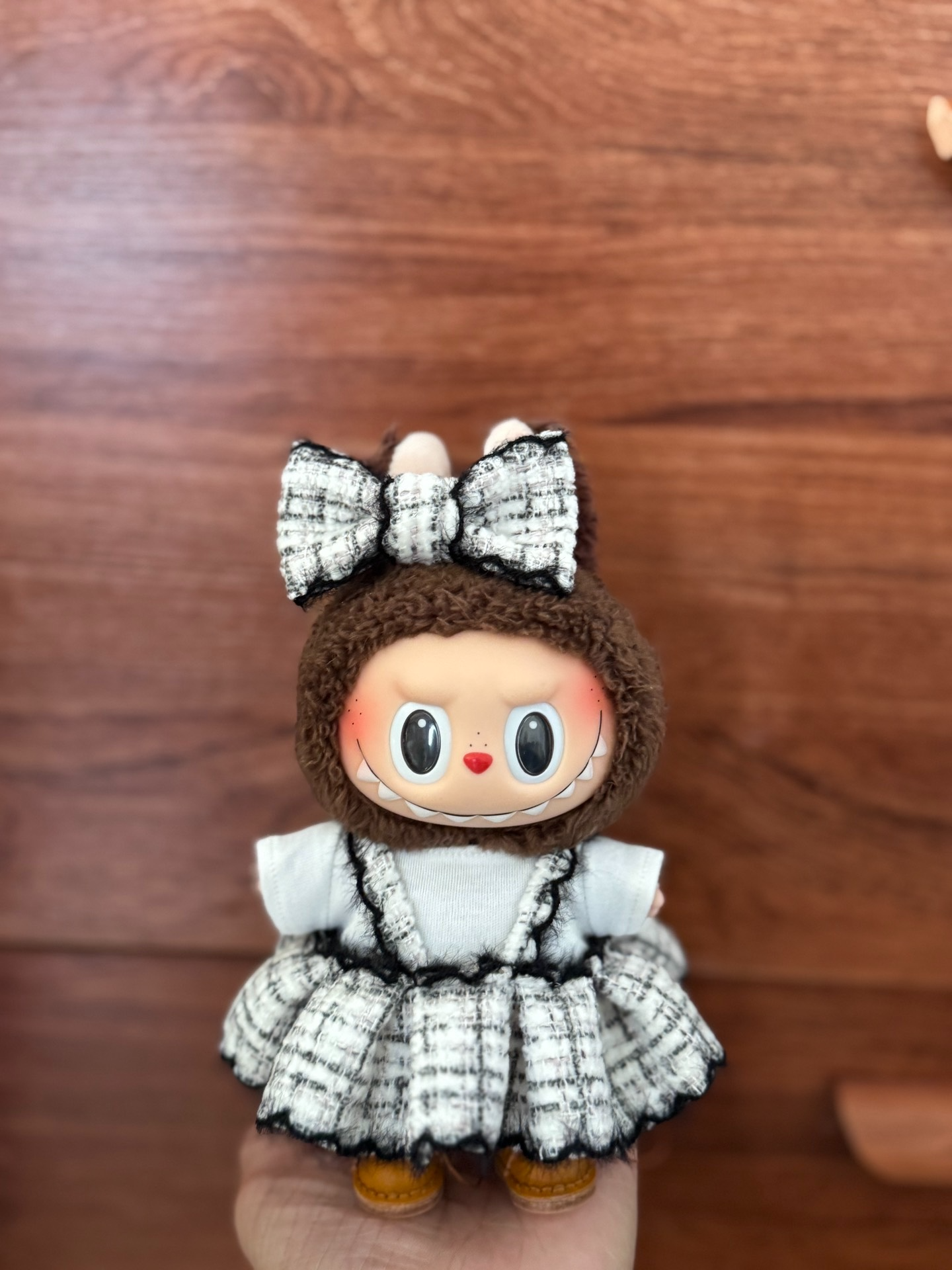 Adorable Labubu Doll Outfits: Vibrant, Handcrafted Designs for Play & Collectors - Image 1