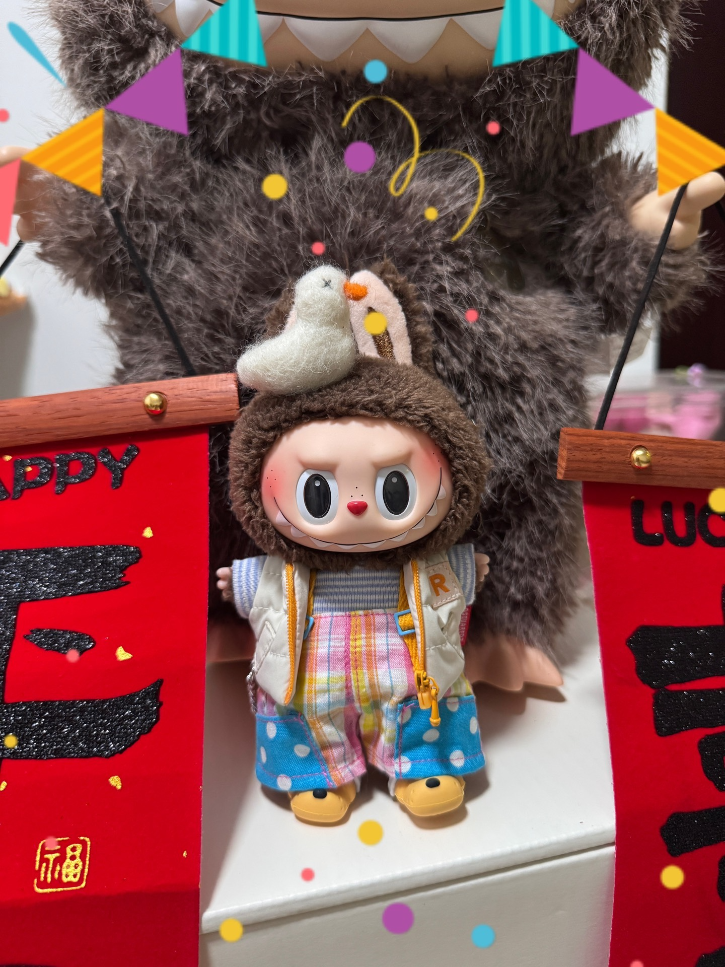 Whimsical 17cm Labubu Doll Outfit: Plush Hood, Vibrant Overalls & Playful Details for Creative Styling - Image 2