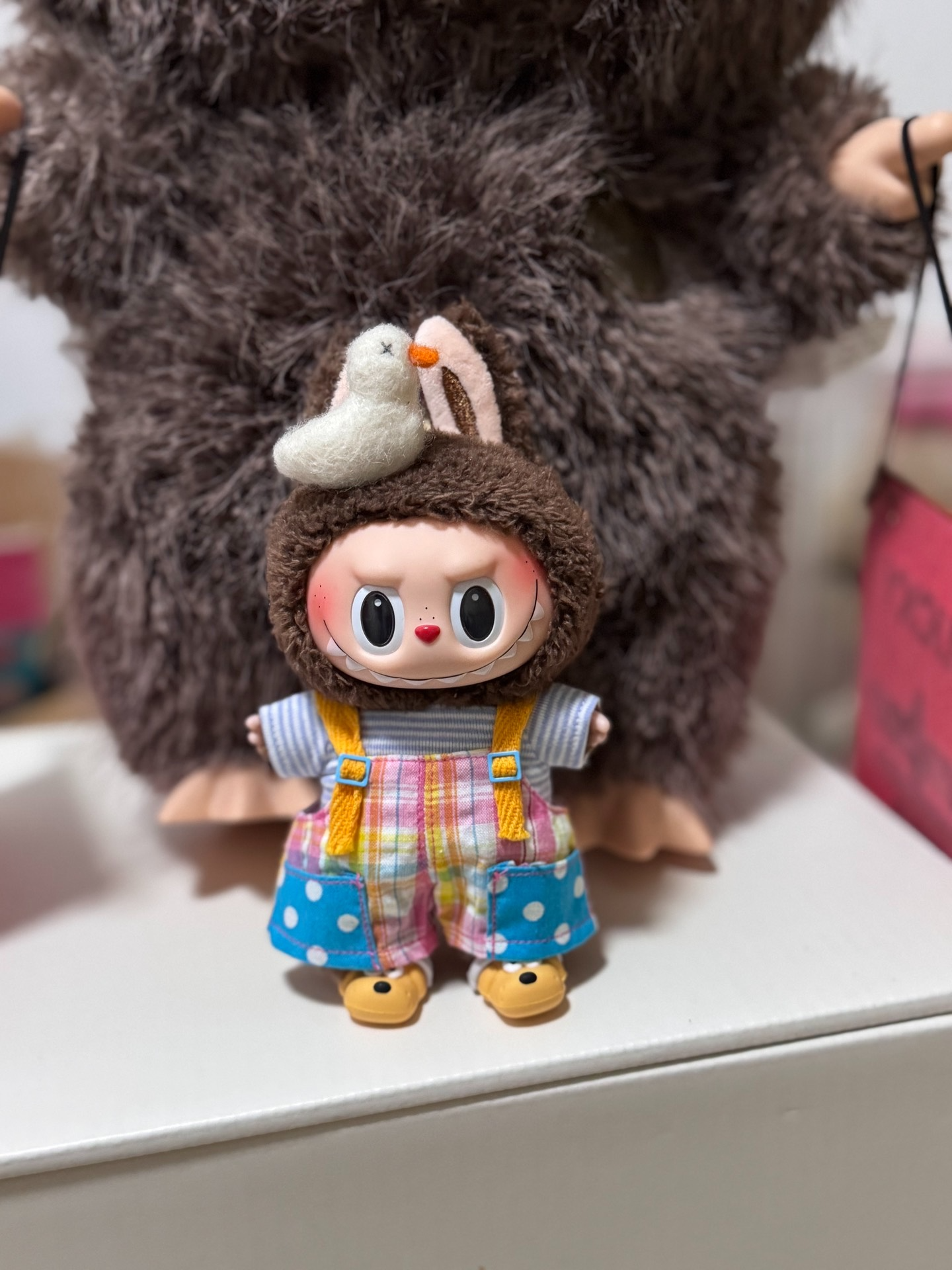 Whimsical 17cm Labubu Doll Outfit: Plush Hood, Vibrant Overalls & Playful Details for Creative Styling - Image 3