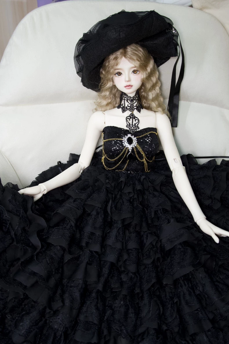 Gothic Victorian BJD 1/4 Outfit – Elegant Lace & Gold Embellished Doll Dress for Collectors - Image 2
