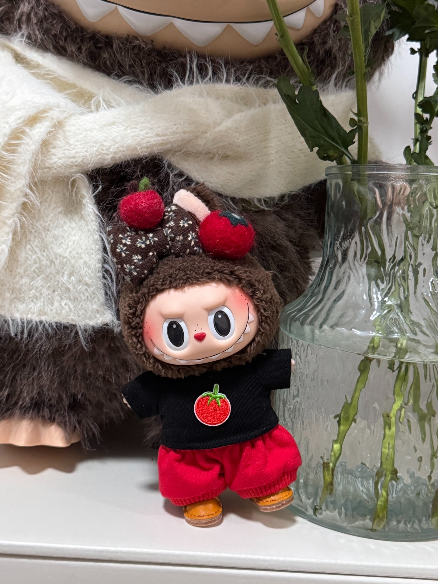 Whimsical Apple-Themed Labubu Doll Outfit – Vibrant, Playful & High-Quality Collectible Accessory - Image 4