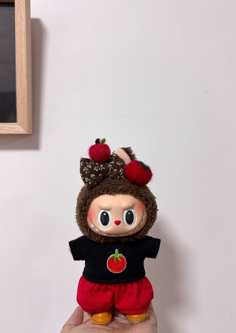 Whimsical Apple-Themed Labubu Doll Outfit – Vibrant, Playful & High-Quality Collectible Accessory - Image 6