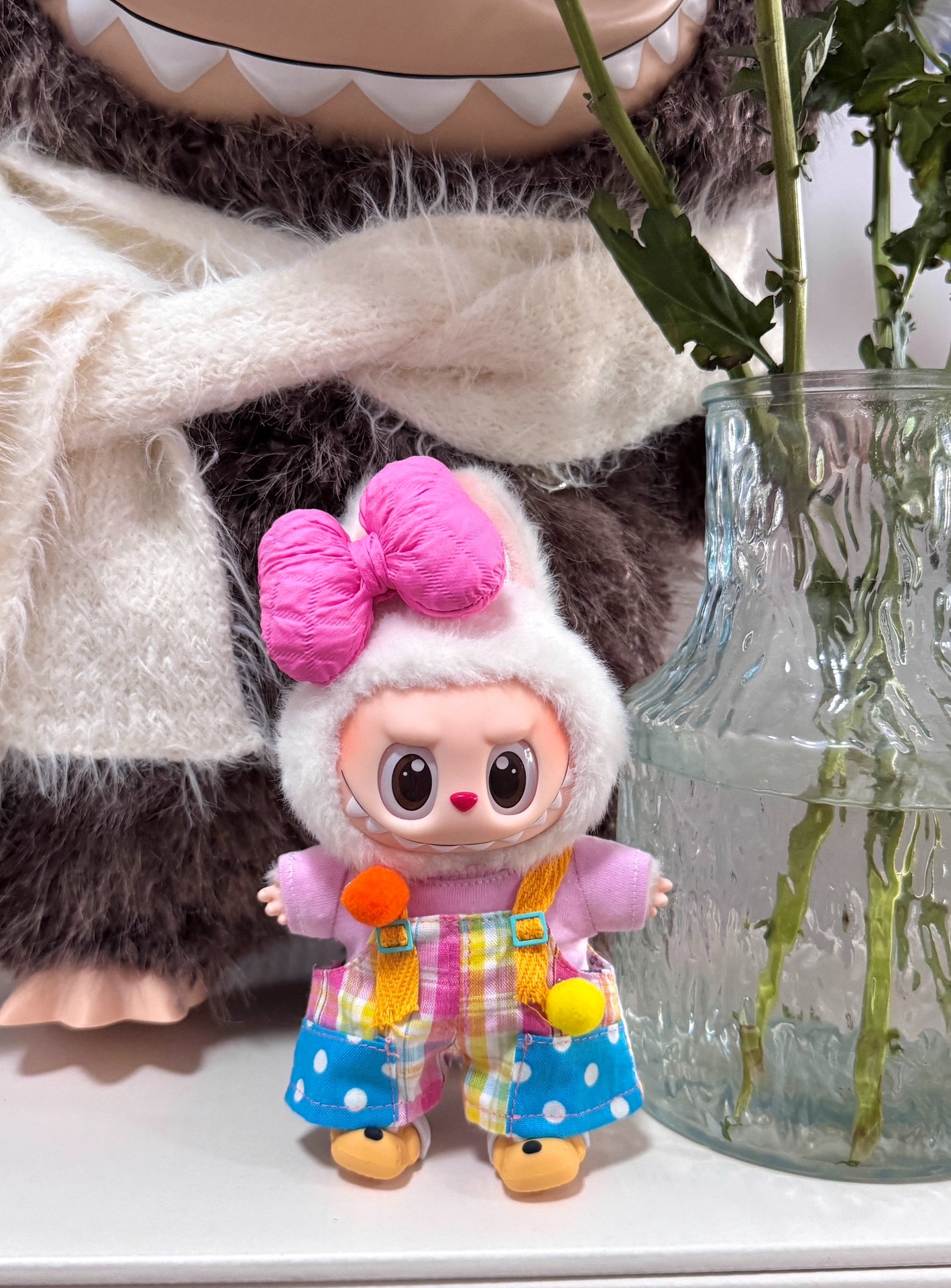 Adorable Pink Labubu Doll Outfit: Vibrant Plaid Overalls & T-Shirt for 17cm Figures - Image 2