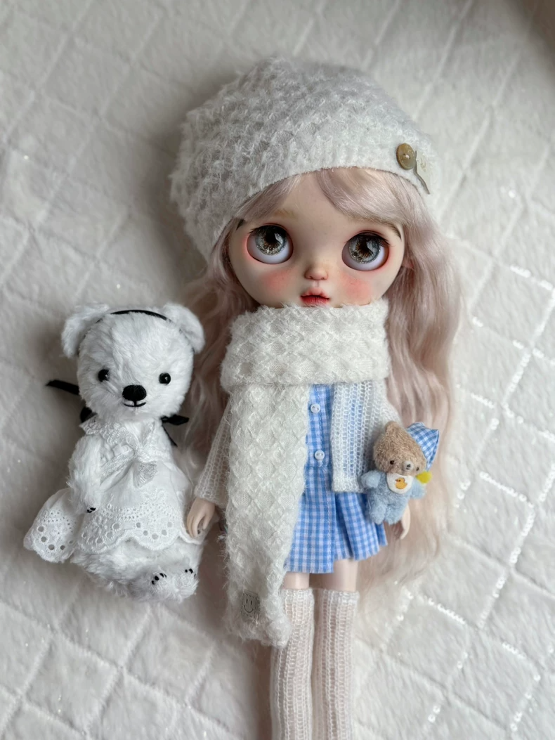 Charming Blythe Doll Outfit: Cozy Knit Hat & Scarf with Blue Checkered Dress – Custom Fit for OB22 & OB24 - Image 2