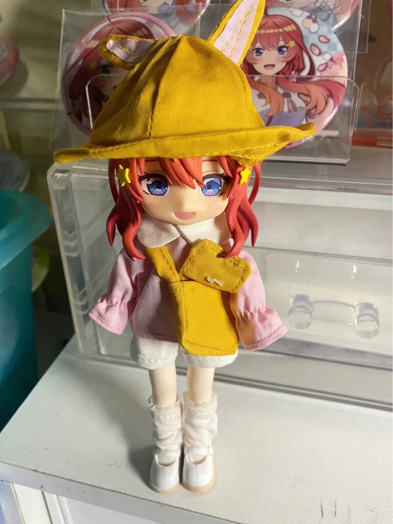 Whimsical OB11 Doll Outfit: Yellow Hat, Pink/Blue Blouse & White Shorts for 12-Inch BJD Dolls - Image 4