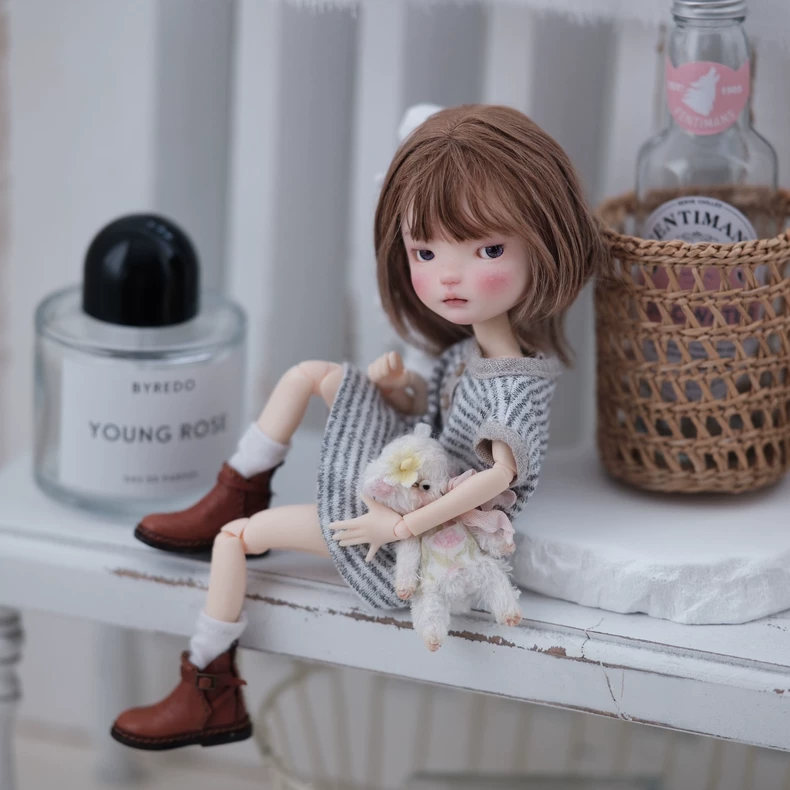 Minimalist Gray & White Striped BLYTHE Doll Outfit – Elegant, Versatile & High-Quality Knit Dress - Image 3