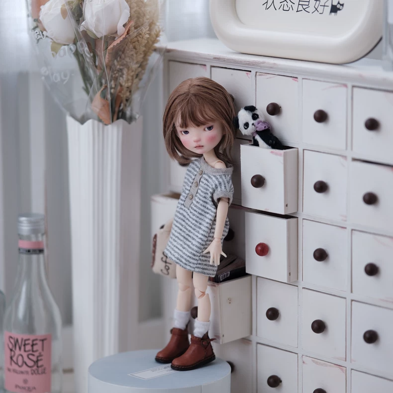 Minimalist Gray & White Striped BLYTHE Doll Outfit – Elegant, Versatile & High-Quality Knit Dress - Image 4