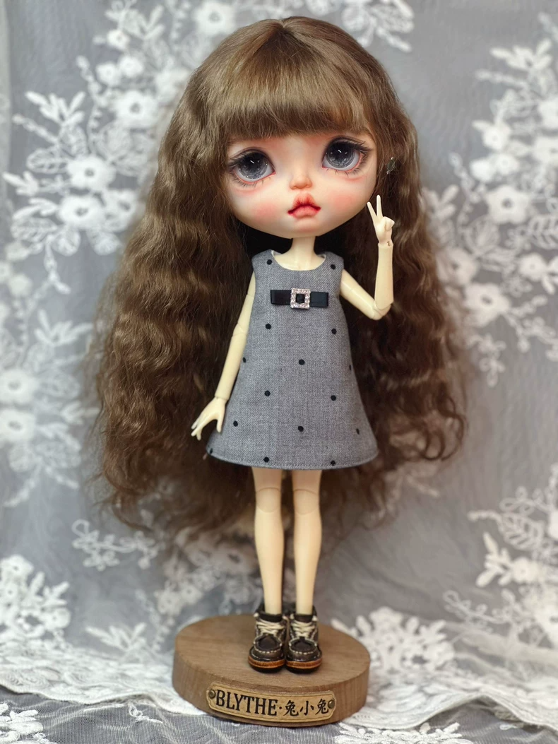 Charming Polka Dot Blythe Doll Dress – Elegant A-Line Outfit for ob24 Dolls - Image 4