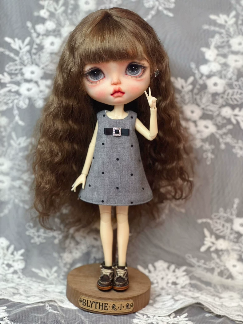 Charming Polka Dot Blythe Doll Dress – Elegant A-Line Outfit for ob24 Dolls - Image 5