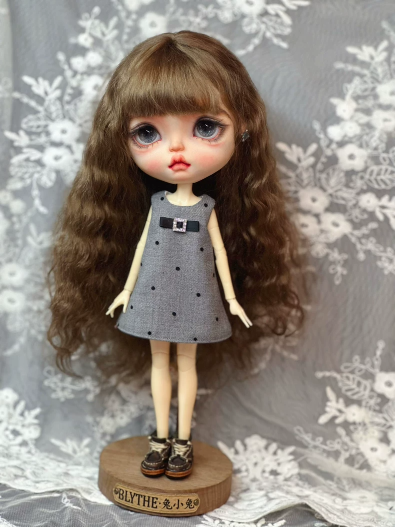 Charming Polka Dot Blythe Doll Dress – Elegant A-Line Outfit for ob24 Dolls - Image 6