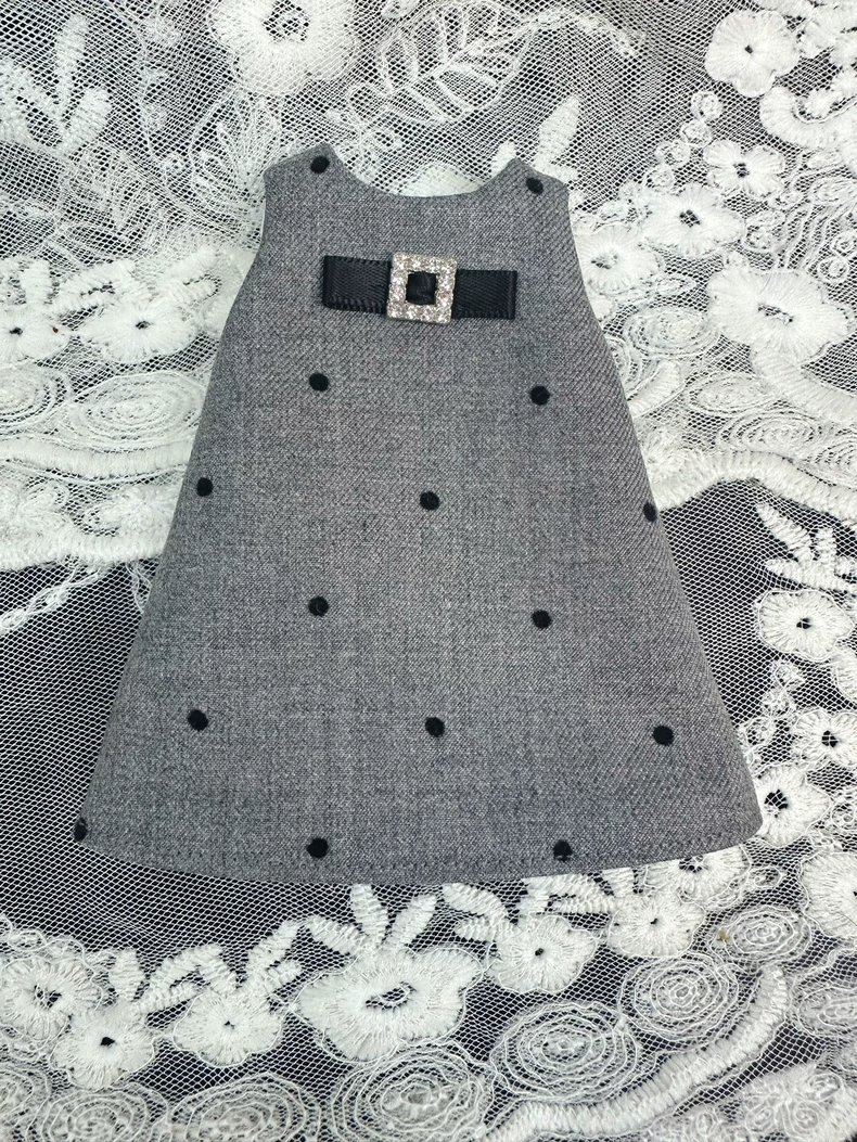 Charming Polka Dot Blythe Doll Dress – Elegant A-Line Outfit for ob24 Dolls - Image 9