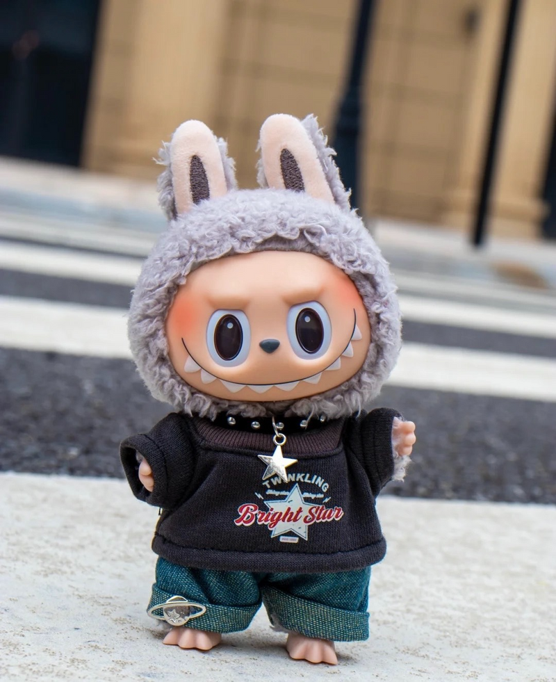 Trendy Labubu Doll Outfit – Cool Street Style Top, Pants & Necklace for 15cm Dolls - Image 1