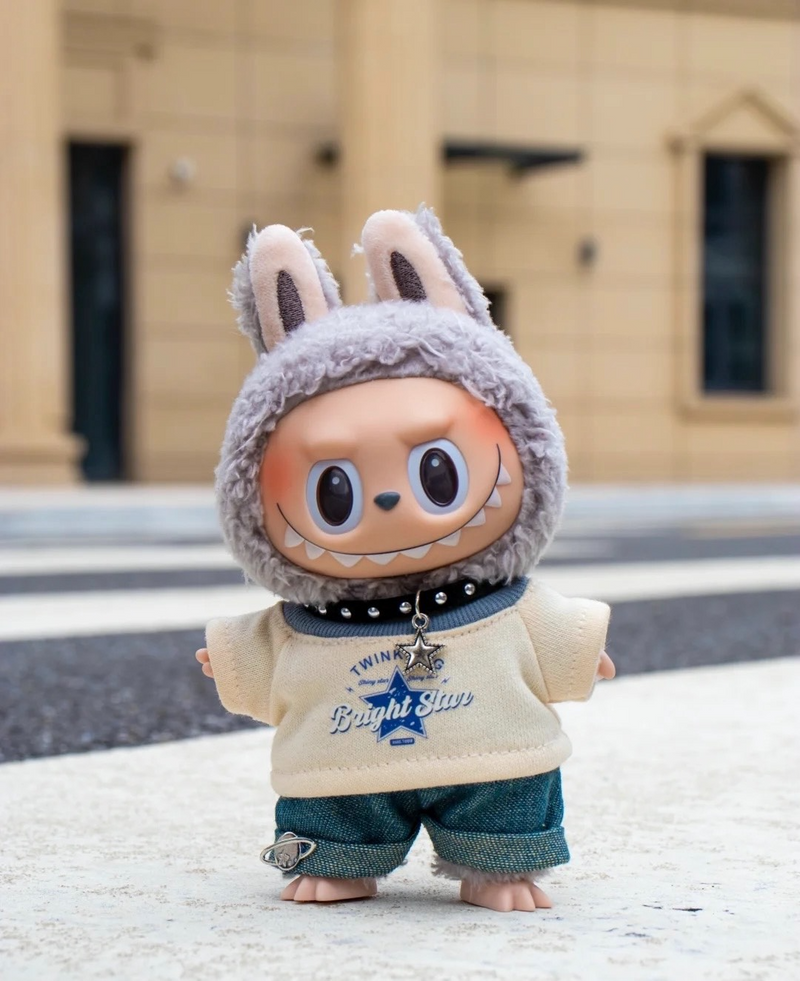 Trendy Labubu Doll Outfit – Cool Street Style Top, Pants & Necklace for 15cm Dolls - Image 2