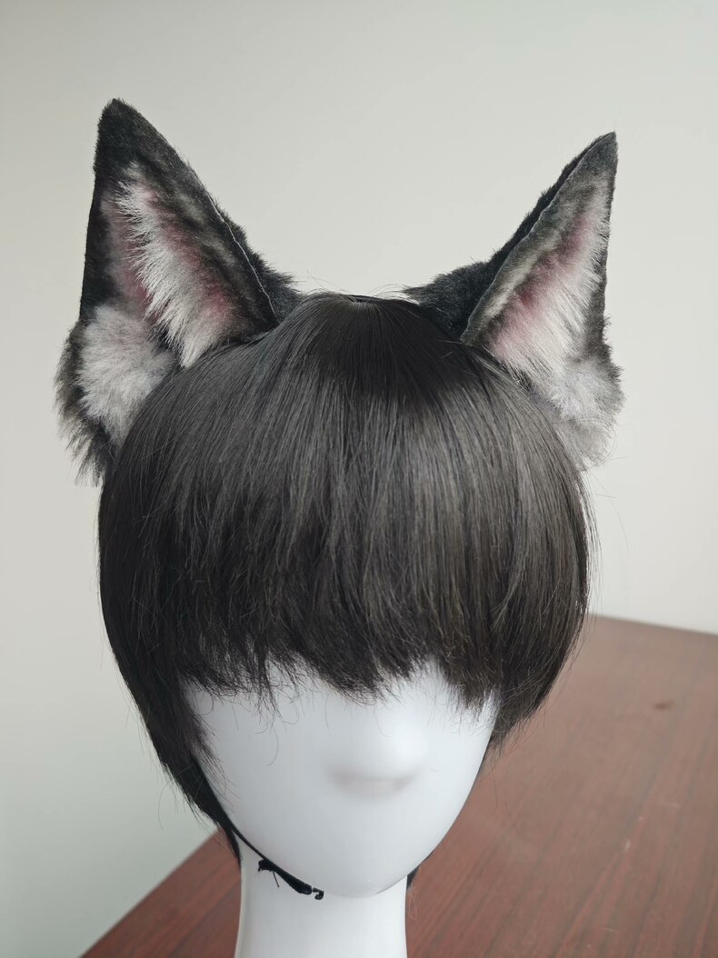 Lifelike Wolf Ears Headband – Plush Handmade Cosplay - Image 3