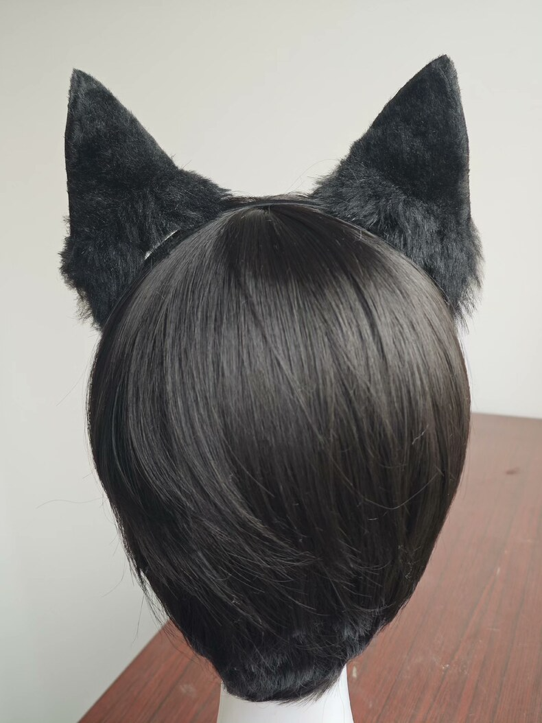 Lifelike Wolf Ears Headband – Plush Handmade Cosplay - Image 5