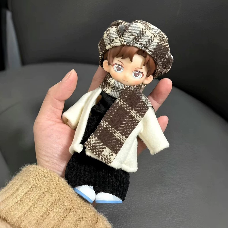 Stylish OB11 Doll Outfit Set – Premium Fleece Coat, Scarf & Hat for 12-Inch Dolls – Elegant & Durable - Image 1