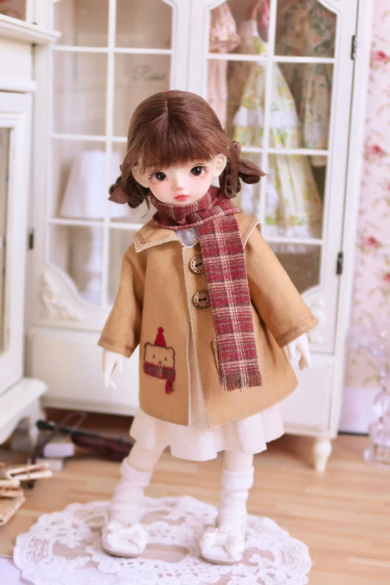 Charming 1/6 BJD Doll Outfit: Elegant Coat, Dress, Scarf & Accessories for Customization - Image 6