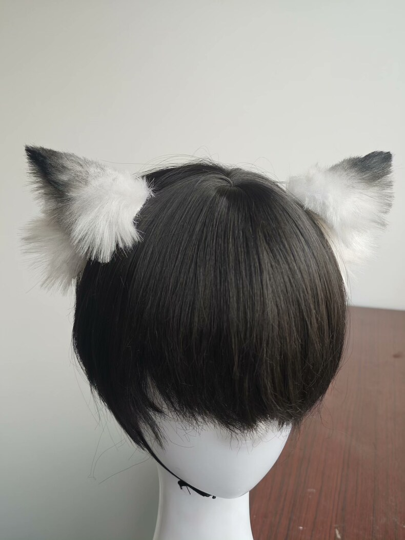 Handmade Wolf Ears Headband – Realistic Plush Cosplay - Image 1