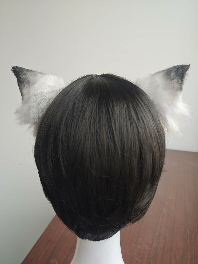 Handmade Wolf Ears Headband – Realistic Plush Cosplay - Image 5