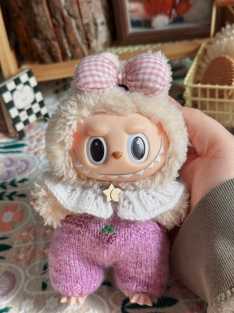 Handmade Labubu Doll Outfit – Premium Wool & Rabbit Wool Ensemble with Butterfly Bow & Suspenders for 17cm Figures - Image 5