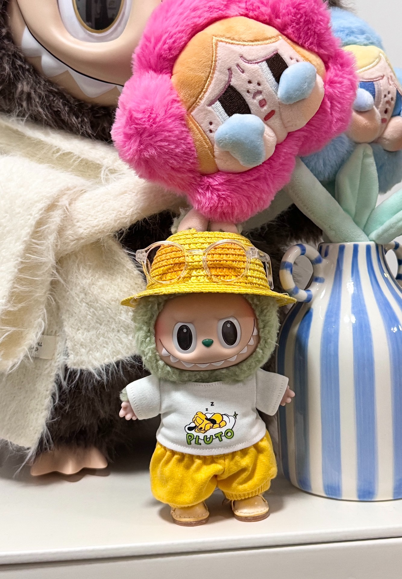Vibrant Yellow & White Labubu Collectible Art Toy Outfit – Playful & Durable Plush Design - Image 5
