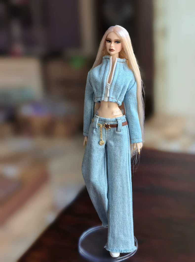 Stylish 1/6 Scale Doll Outfit: Denim Jacket, Jeans & Accessories for Barbie – Premium Quality & Versatile Look - Image 3
