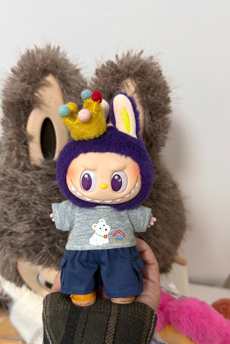 Charming Labubu Doll Outfit: Crown, Bear Print Sweater & Navy Pants – Premium Collectible Playwear - Image 5