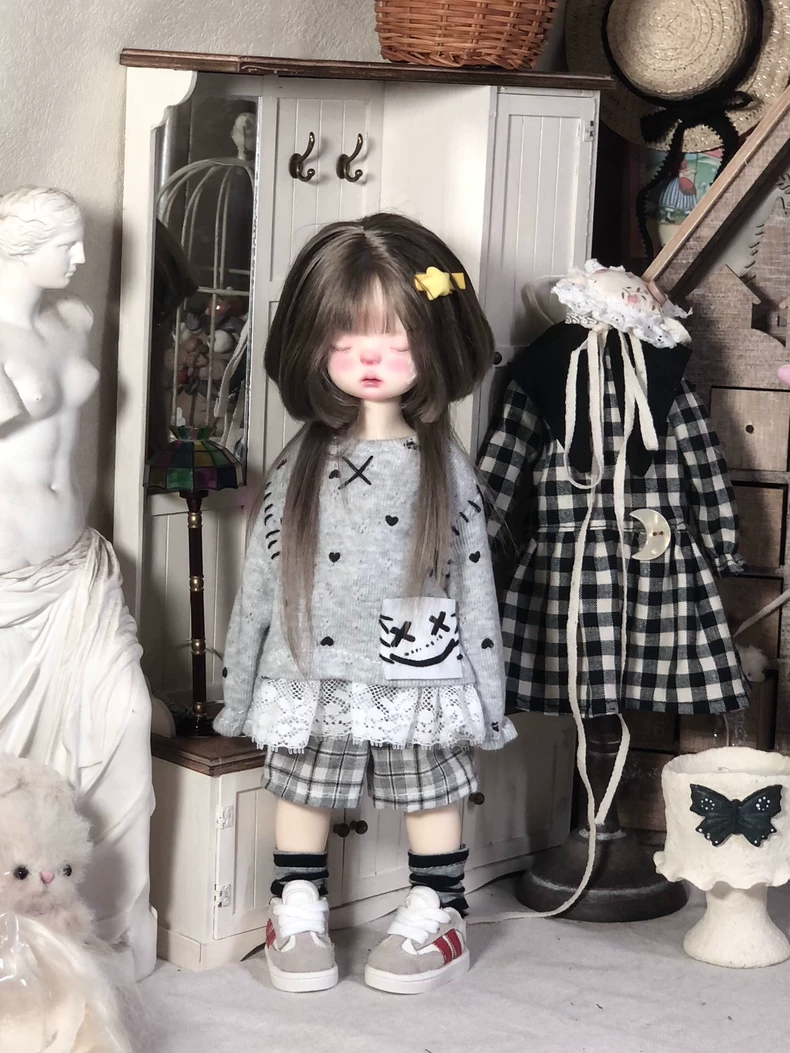 Handmade Blythe Doll Outfit: Smiley Tee & Plaid Shorts Set w/ Bag for Akagi Short-Fat & OB Dolls - Image 2