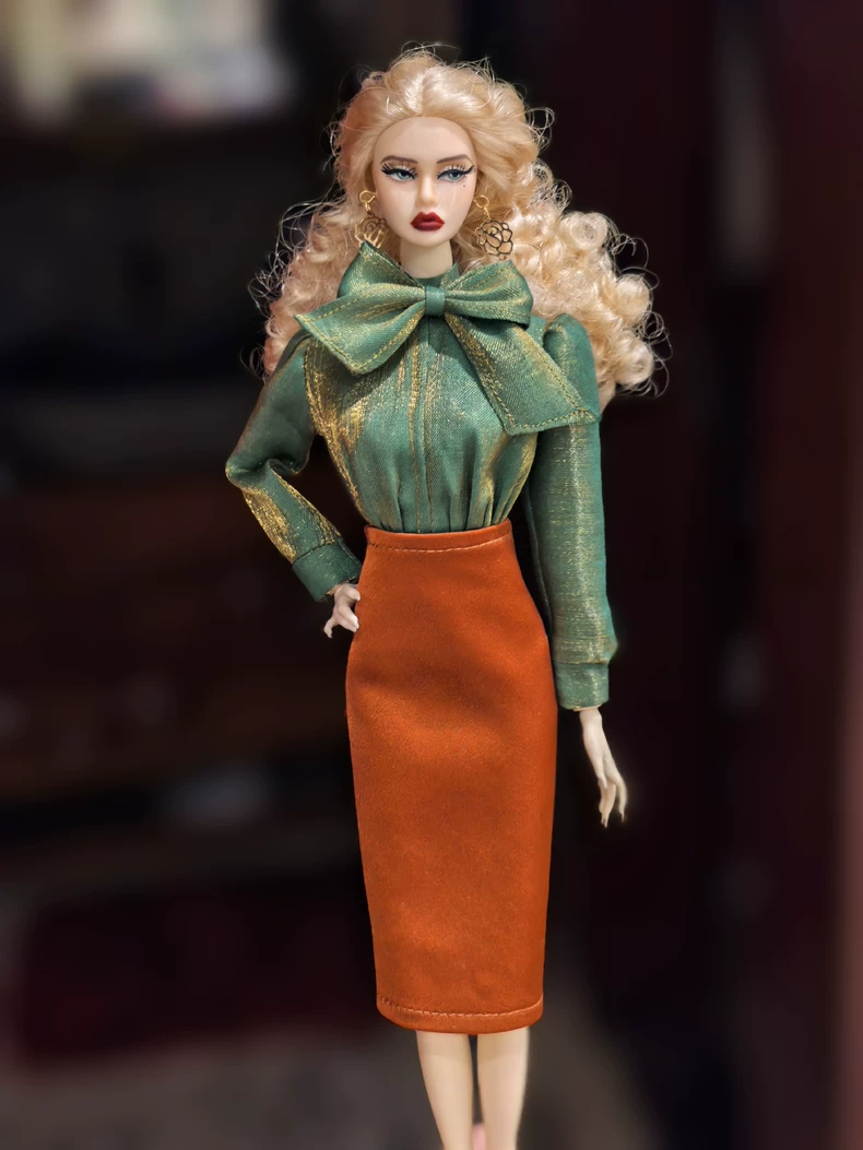 Luxury Grass-Green BJD Doll Outfit Set with Bow & Gold Accents – Premium 1/6 Fashion Ensemble - Image 5