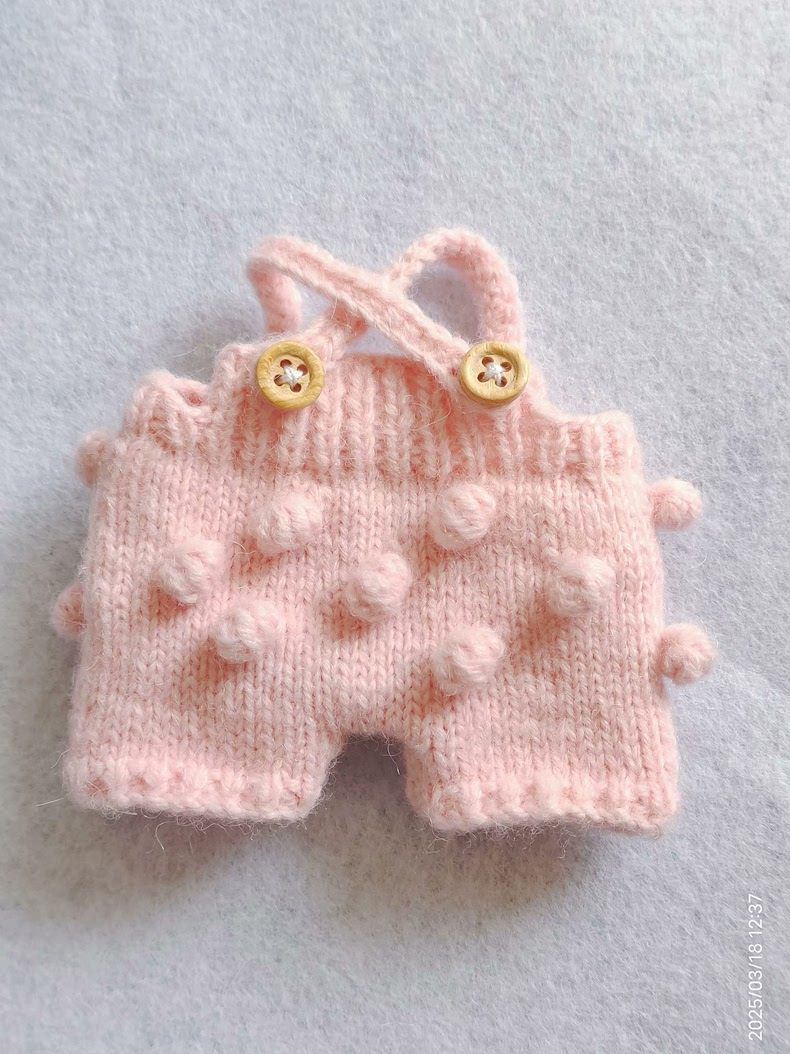 Charming Labubu Outfit: Soft Knit & Plush Design for Collectors & Kids – Perfect Gift & Daily Wear - Image 3