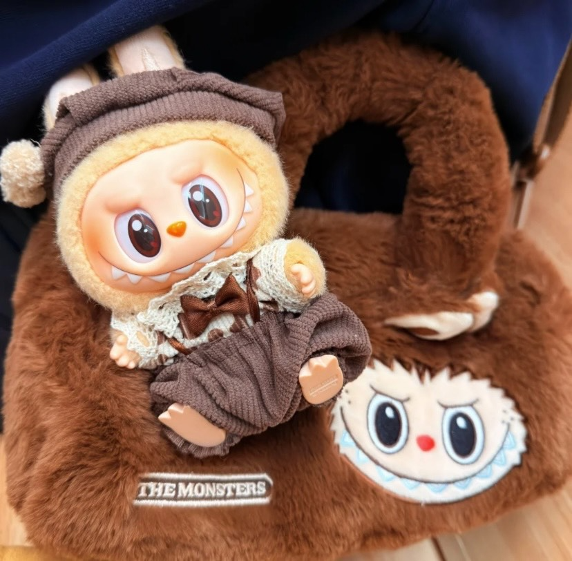 Charming Labubu Doll Outfit: Cozy 3-Piece Set with Sweater, Pants & Stylish Hat - Image 1
