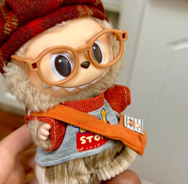 Charming Labubu Doll Outfit: Plaid Hat, Vibrant Sweater, Cozy Shorts & Bear Bag – Whimsical 4-Piece Set - Image 4