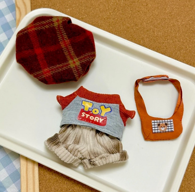 Charming Labubu Doll Outfit: Plaid Hat, Vibrant Sweater, Cozy Shorts & Bear Bag – Whimsical 4-Piece Set - Image 5