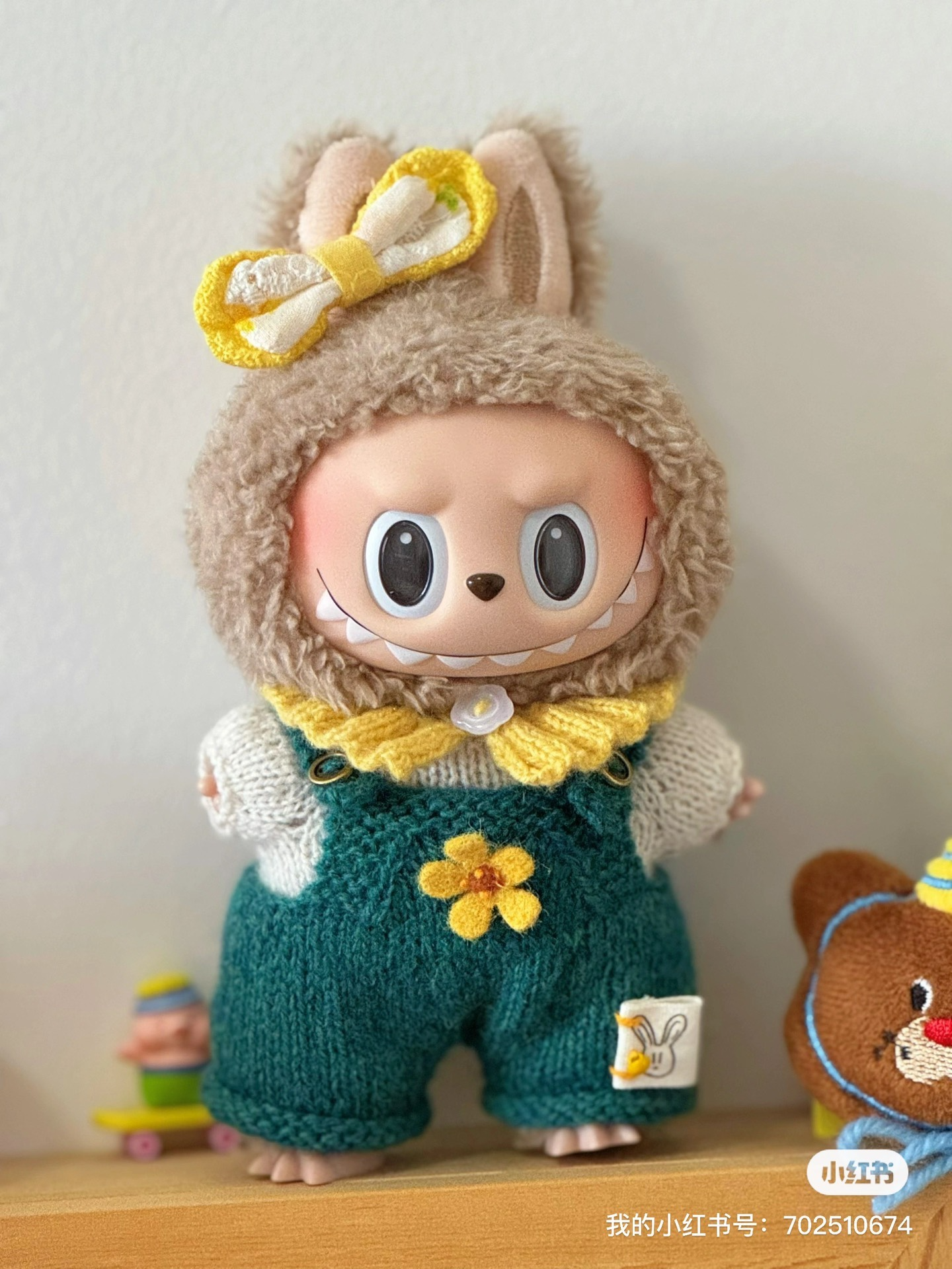 Whimsical LABUBU Knit Outfit – Playful Bows & Floral Accents, Premium Collectible - Image 2