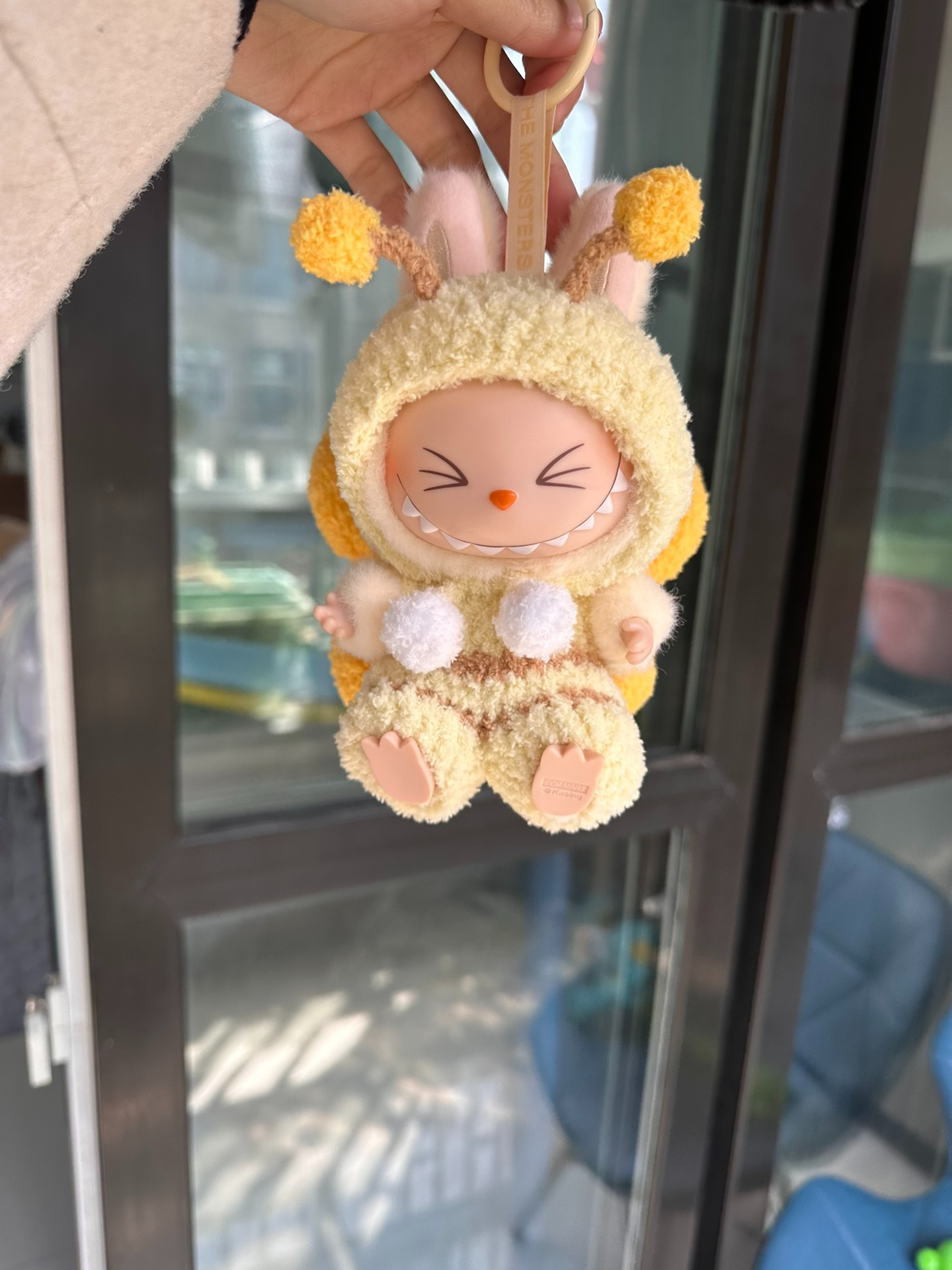 Whimsical Bee Outfit for Labubu Dolls – Playful Hat & Wings Set, Vibrant & Huggable - Image 1