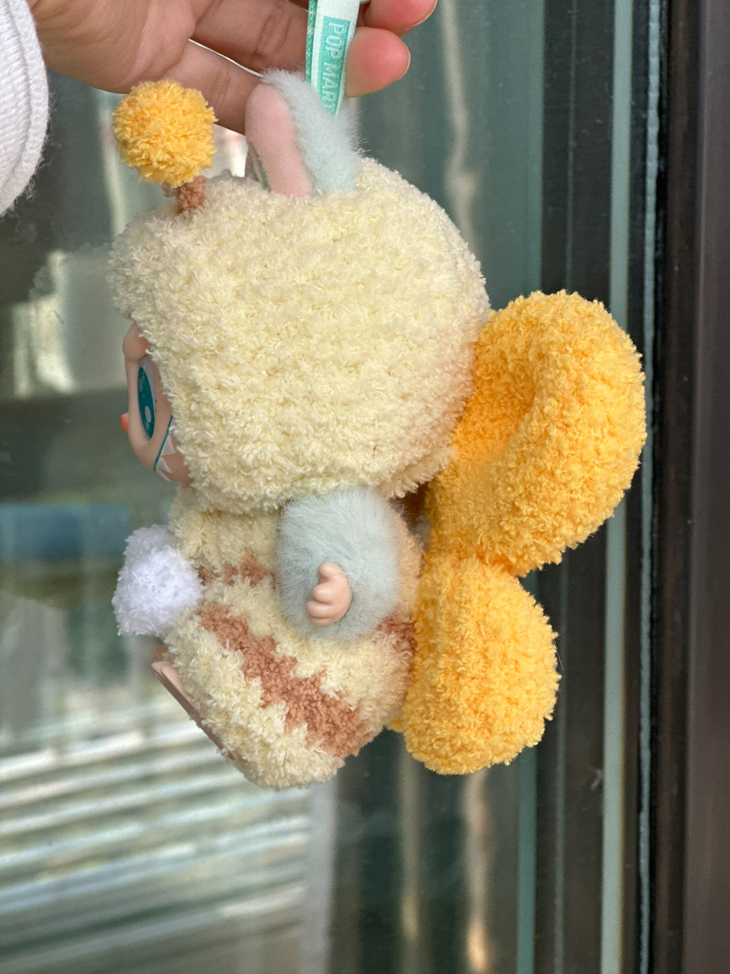 Whimsical Bee Outfit for Labubu Dolls – Playful Hat & Wings Set, Vibrant & Huggable - Image 2