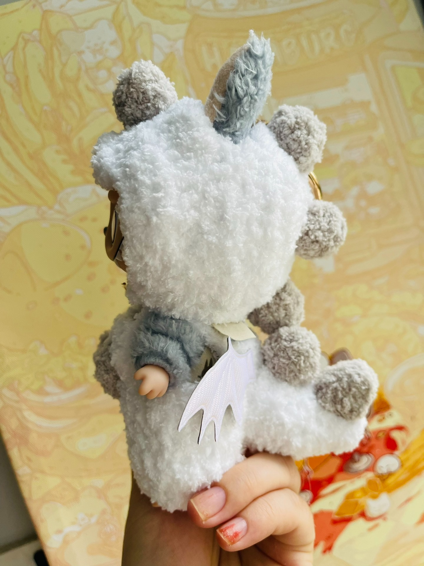 Adorable Labubu Plush Outfit: Angelic Design, Soft & Durable Collectible Doll Clothes - Image 2