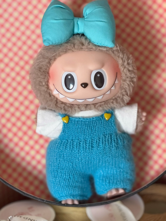 Charming LABUBU Outfit – Handmade Wool & Mohair Set for 17cm Figures | Stylish & Durable - Image 1