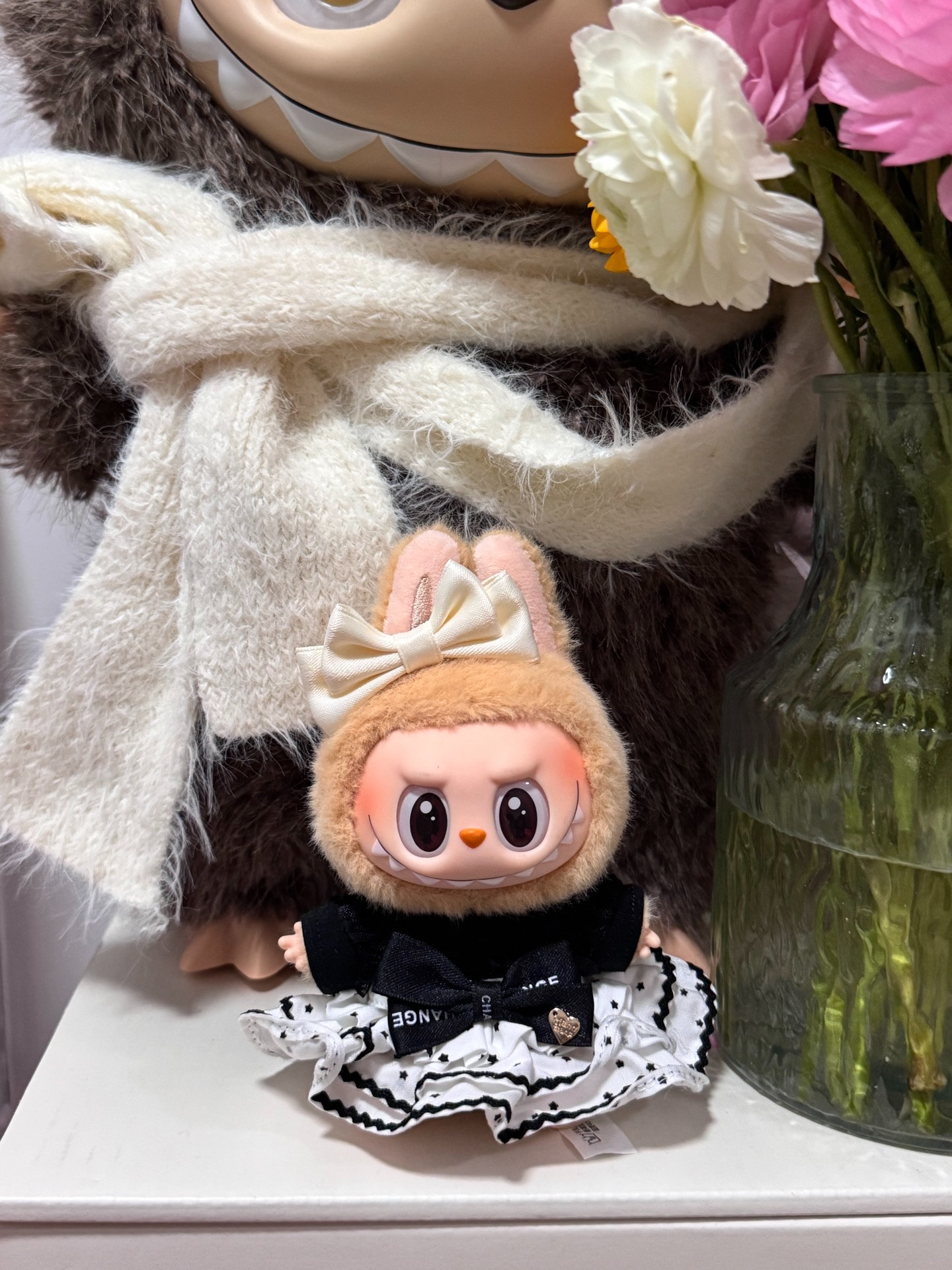 Adorable Labubu Doll Outfit – Cozy Bunny Hoodie & Bow Dress for 17cm Vinyl Dolls - Image 3